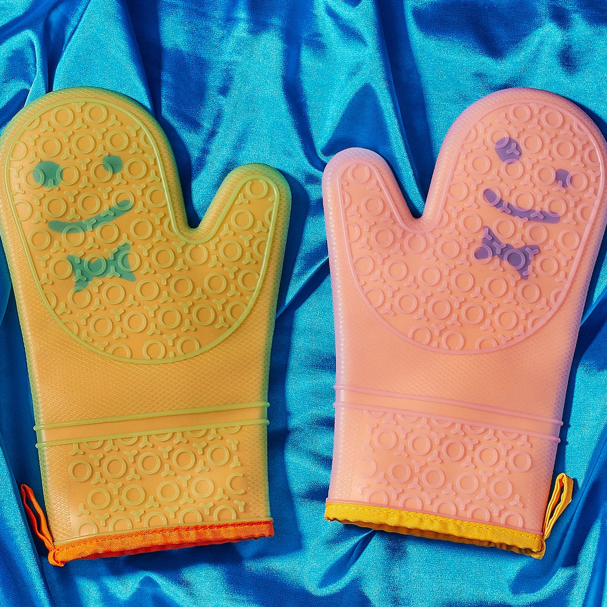 Staff Oven Mitts