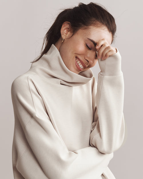 Rhone Women's DreamGlow Mock Neck